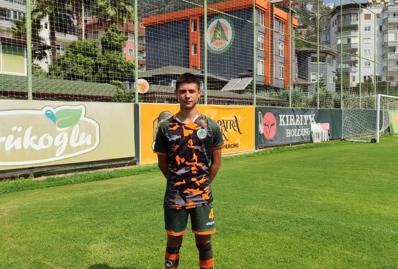 SPORCUMUZ ORÇUN YILMAZ ALANYASPOR’A TRANSFER OLDU
