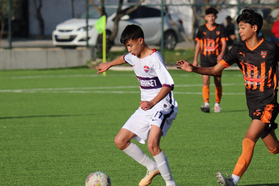 U15 TAKIMIMIZ SON DAKİKADA YIKILDI