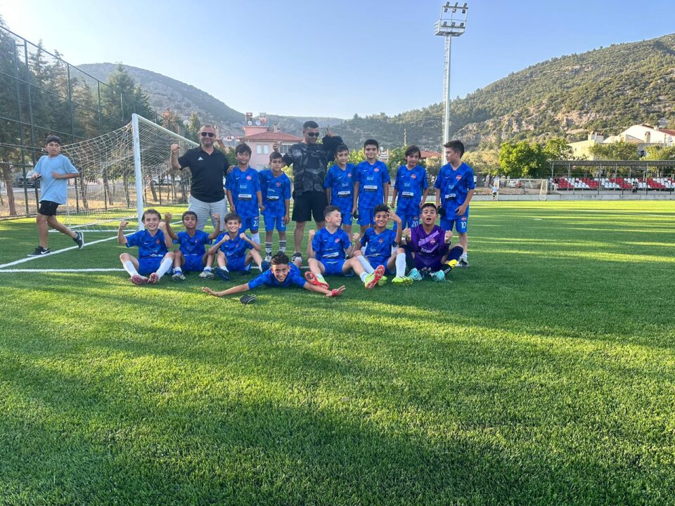 U11 TAKIMIMIZ YARI FİNALE YÜKSELDİ